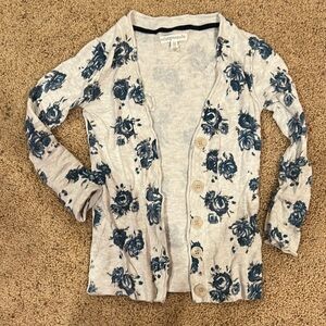 Aeropostale blue floral v-neck cardigan XS